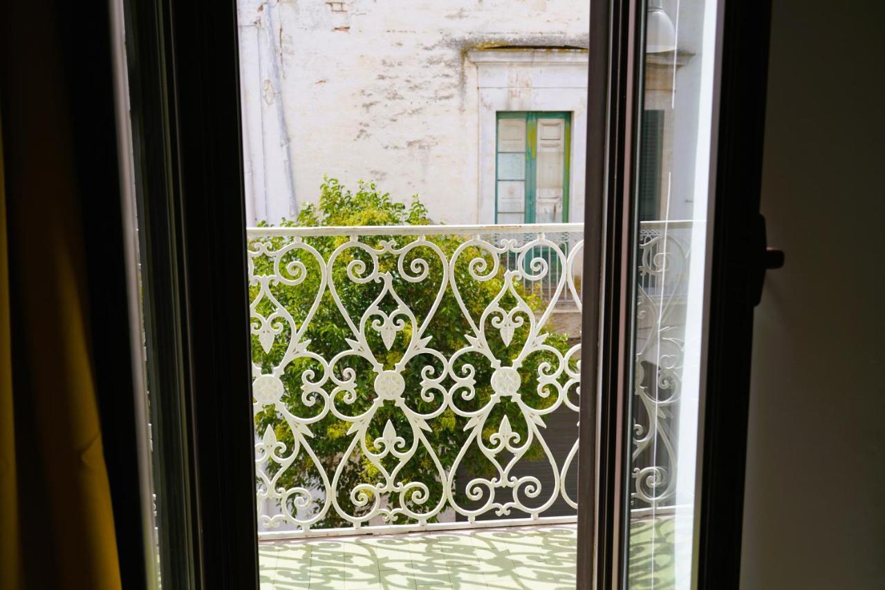 Villa Domus Magistri - A Pochi Passi Dal Centro Storico Ostuni Exterior foto